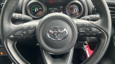 Toyota Yaris 1.5 Hybrid Design 5dr CVT Hybrid Hatchback